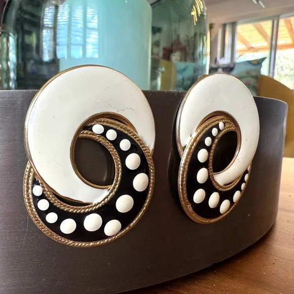 Vintage Enamel Black and Gold Polka Dot Earrings - Picture 6 of 8